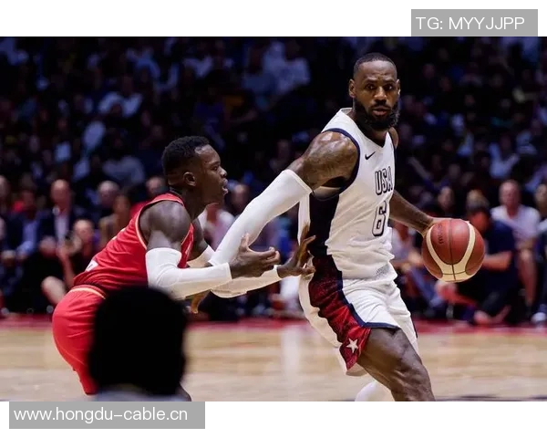 Lowe称赞三球进攻能力出众难以找到类似球员